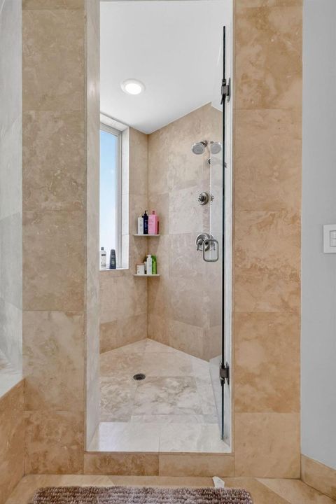 Large walk-in Shower