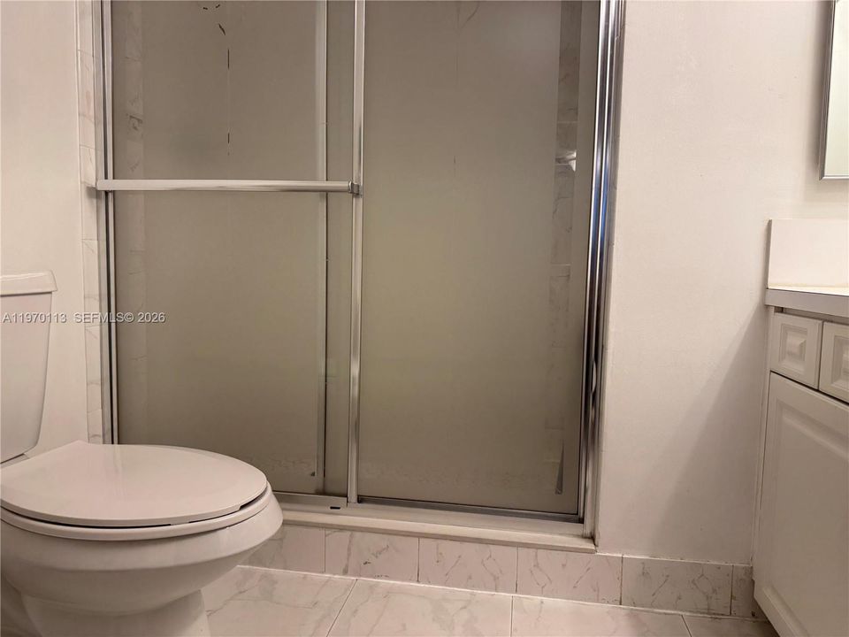 En Venta: $305,000 (2 camas, 2 baños, 966 Pies cuadrados)
