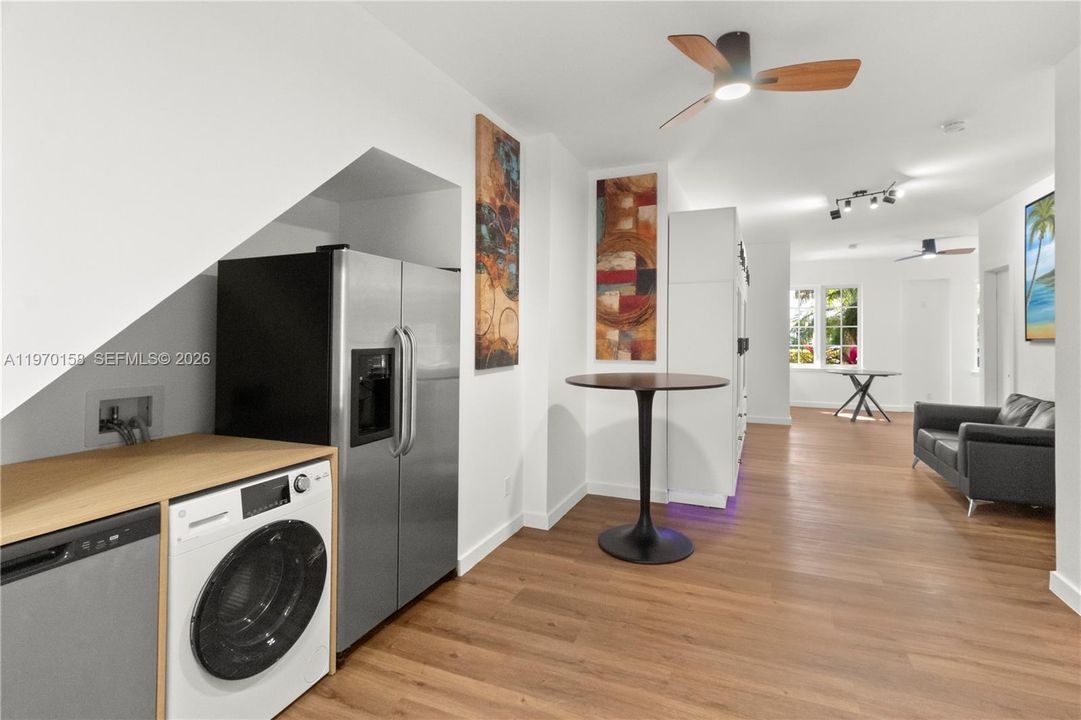 Activo con contrato: $560,000 (2 camas, 2 baños, 730 Pies cuadrados)
