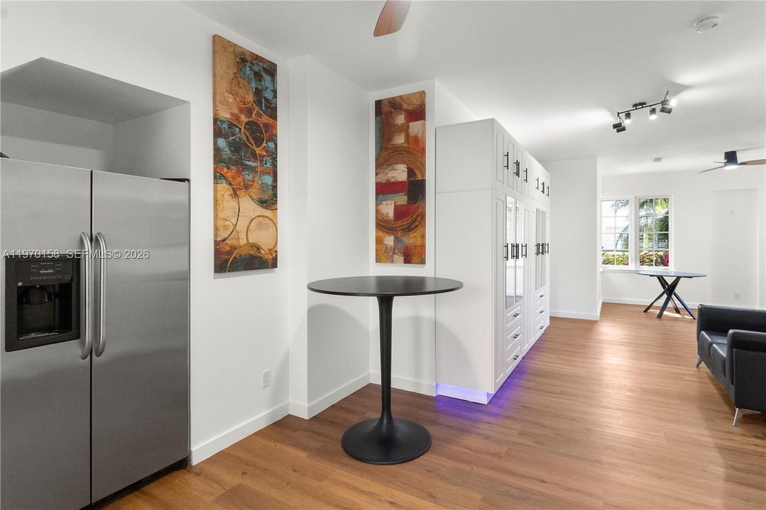 Activo con contrato: $560,000 (2 camas, 2 baños, 730 Pies cuadrados)