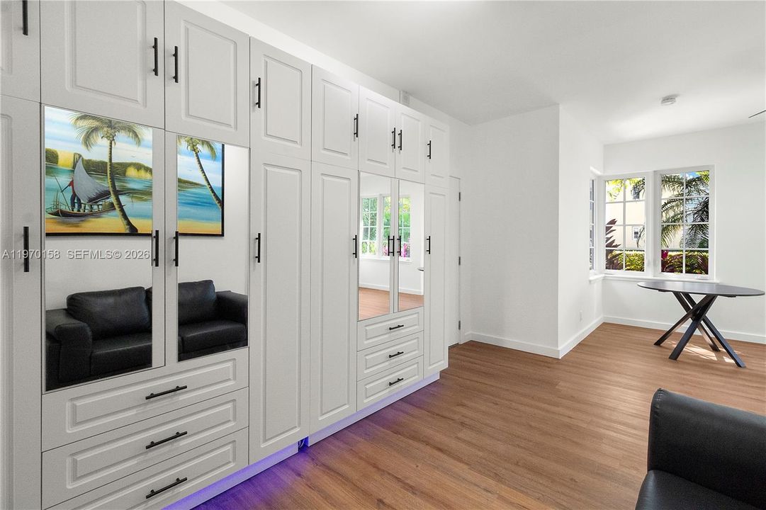 Activo con contrato: $560,000 (2 camas, 2 baños, 730 Pies cuadrados)