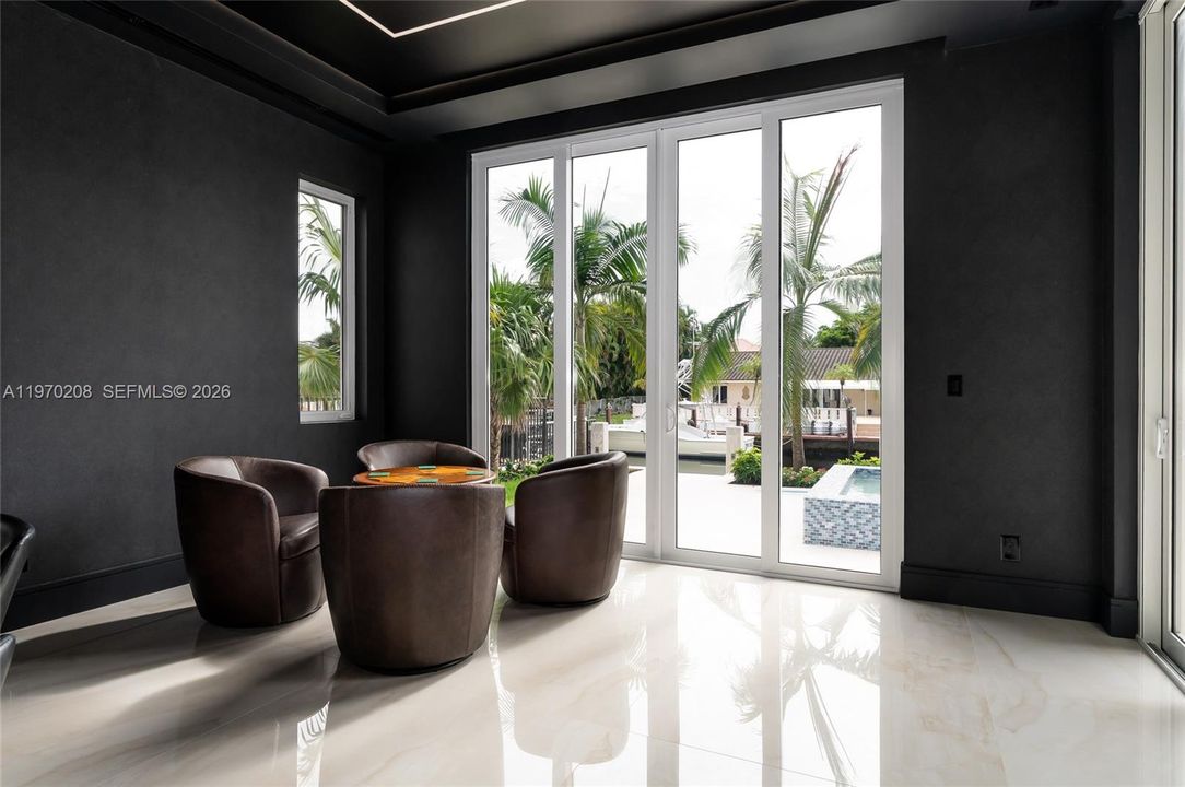 En Venta: $6,495,000 (5 camas, 6 baños, 5487 Pies cuadrados)