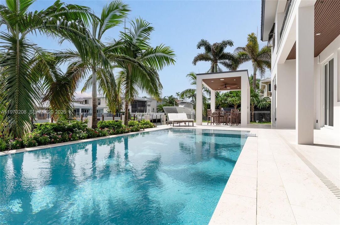 En Venta: $6,495,000 (5 camas, 6 baños, 5487 Pies cuadrados)