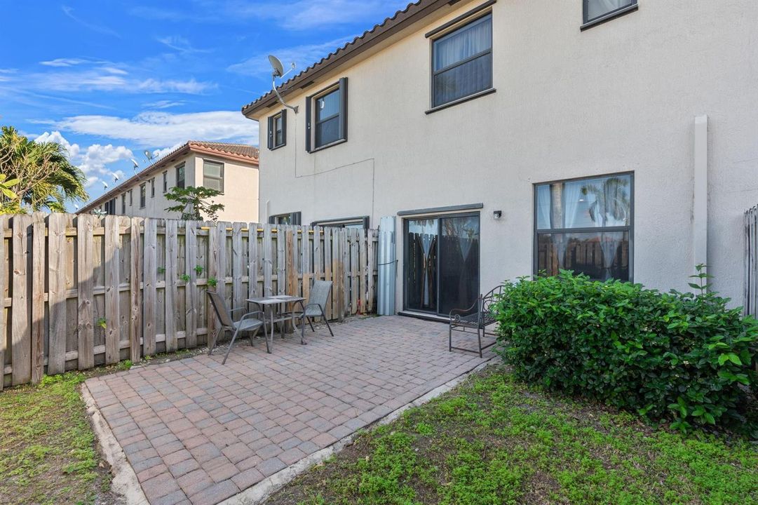 FENCED WITH GARDEN AREA