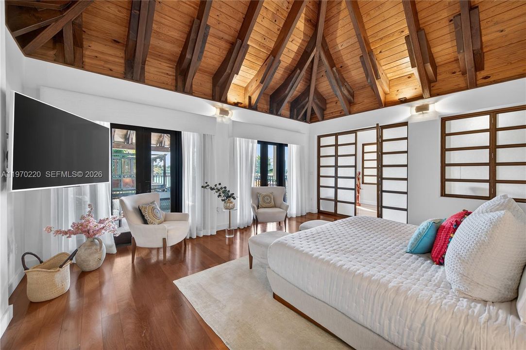 En Renta: $80,000 (6 camas, 6 baños, 5146 Pies cuadrados)