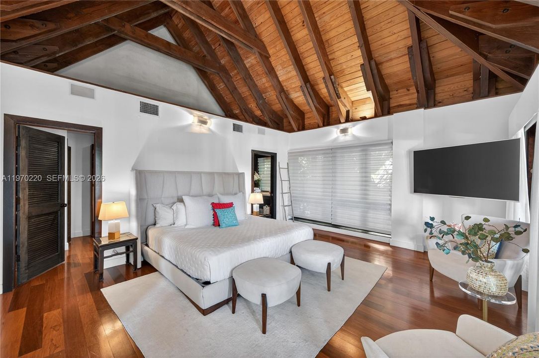 En Renta: $80,000 (6 camas, 6 baños, 5146 Pies cuadrados)