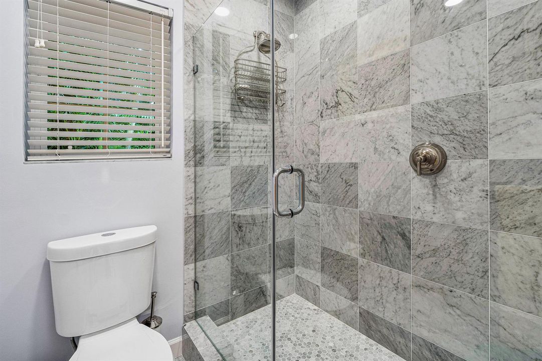 2nd ensuite bath