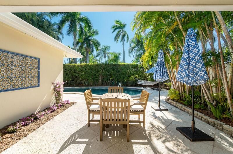 Poolside Dining