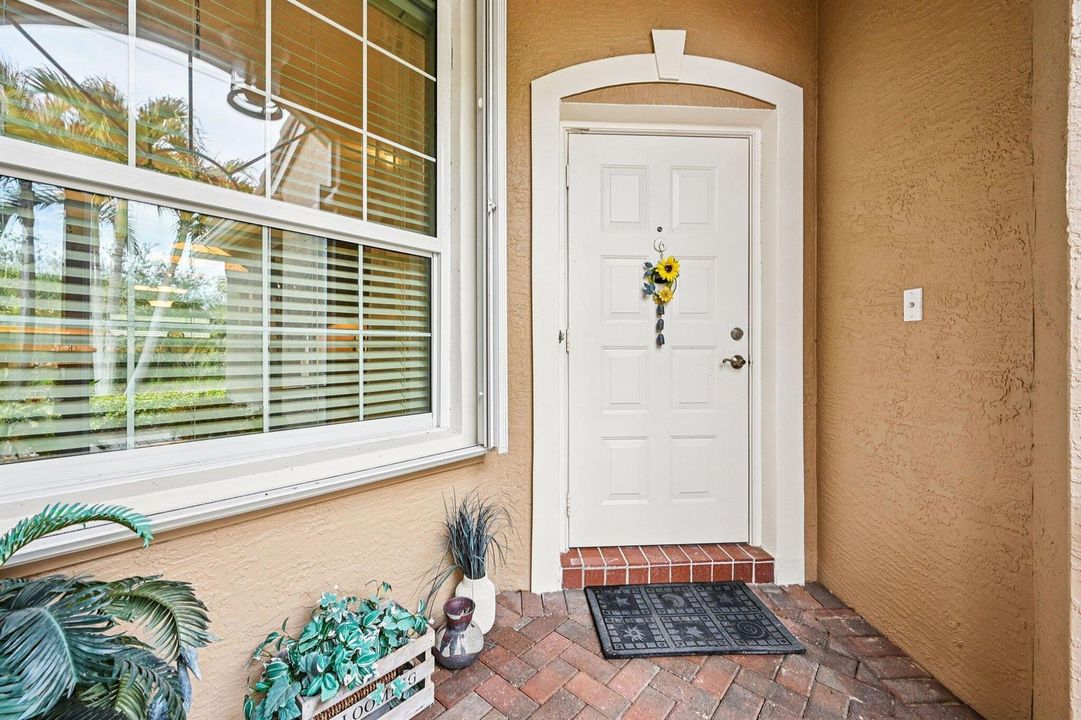 6-web-or-mls-NW Broken Oak Trl-S1202-006