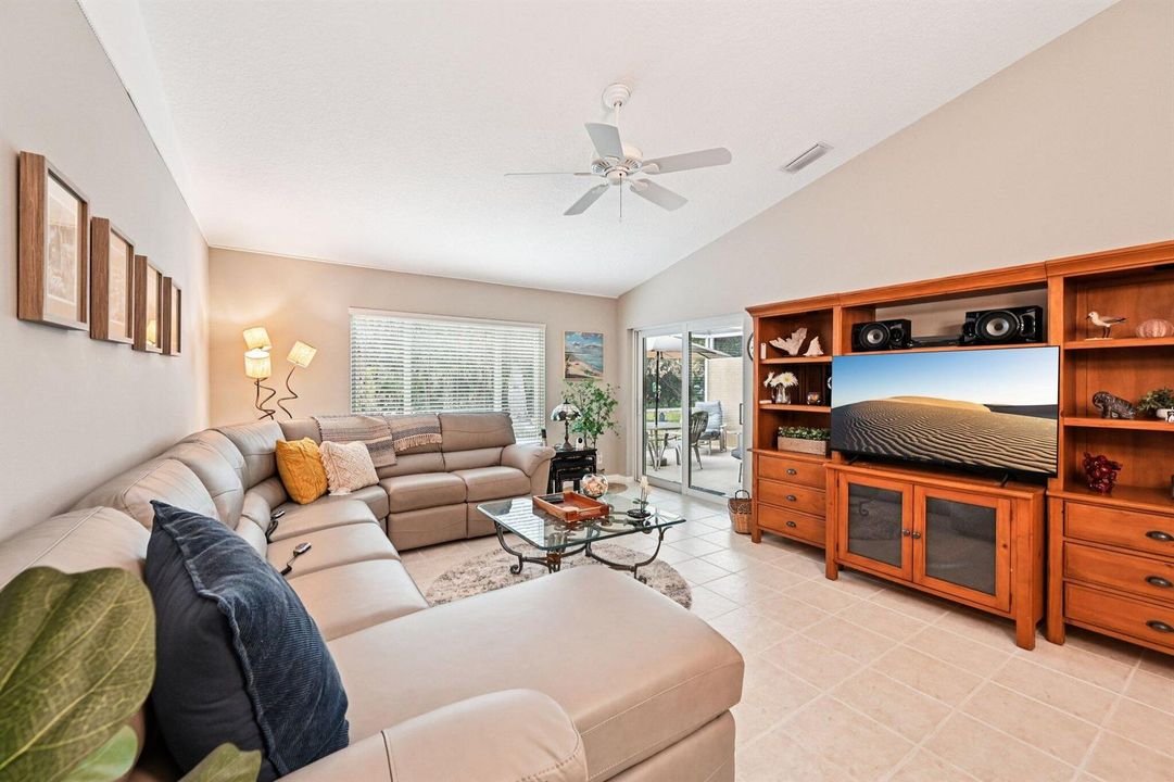 16-web-or-mls-NW Broken Oak Trl-S1202-01
