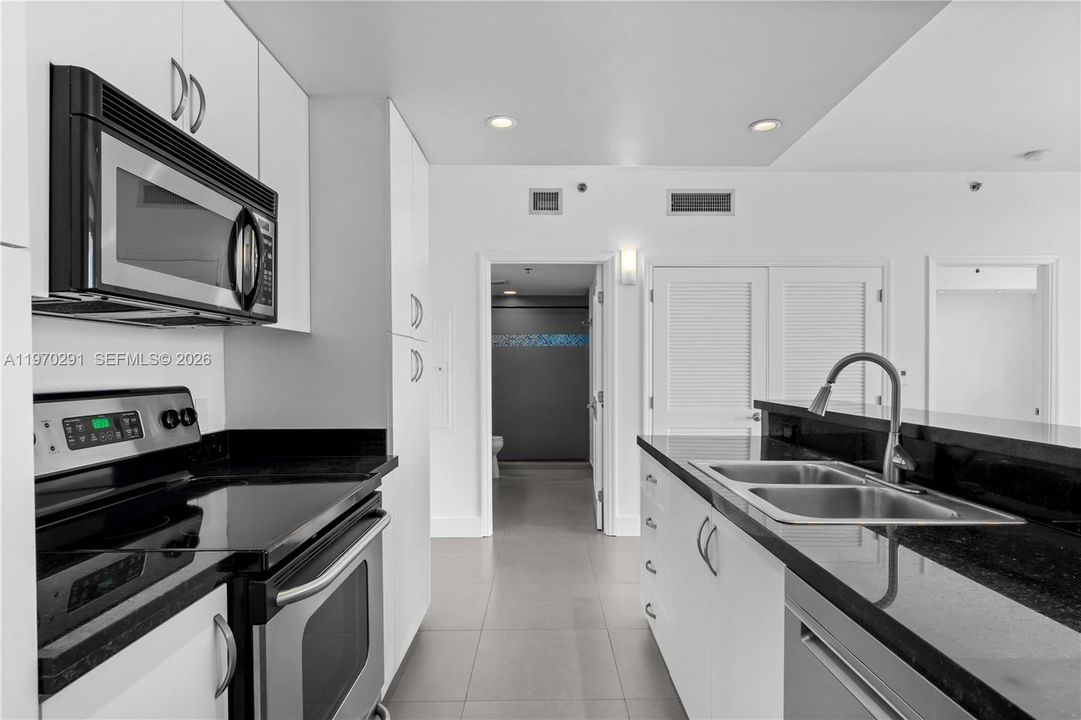 Vendido Recientemente: $375,000 (1 camas, 1 baños, 714 Pies cuadrados)