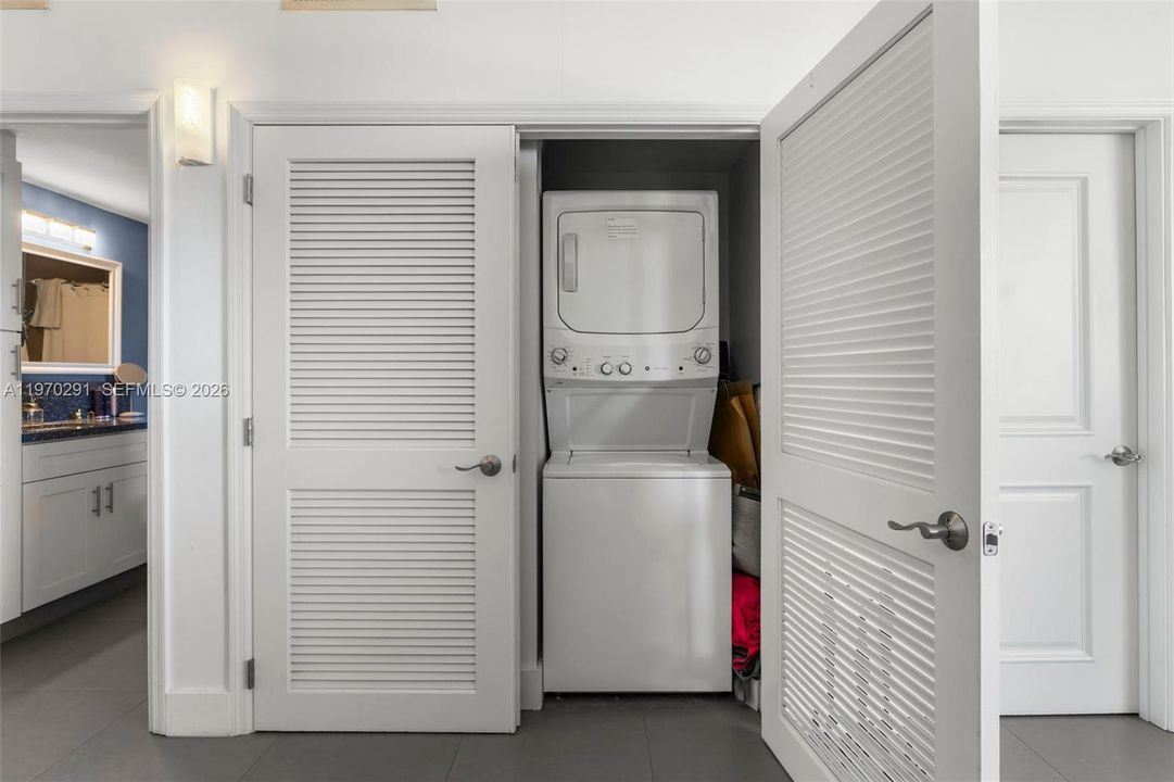 Vendido Recientemente: $375,000 (1 camas, 1 baños, 714 Pies cuadrados)