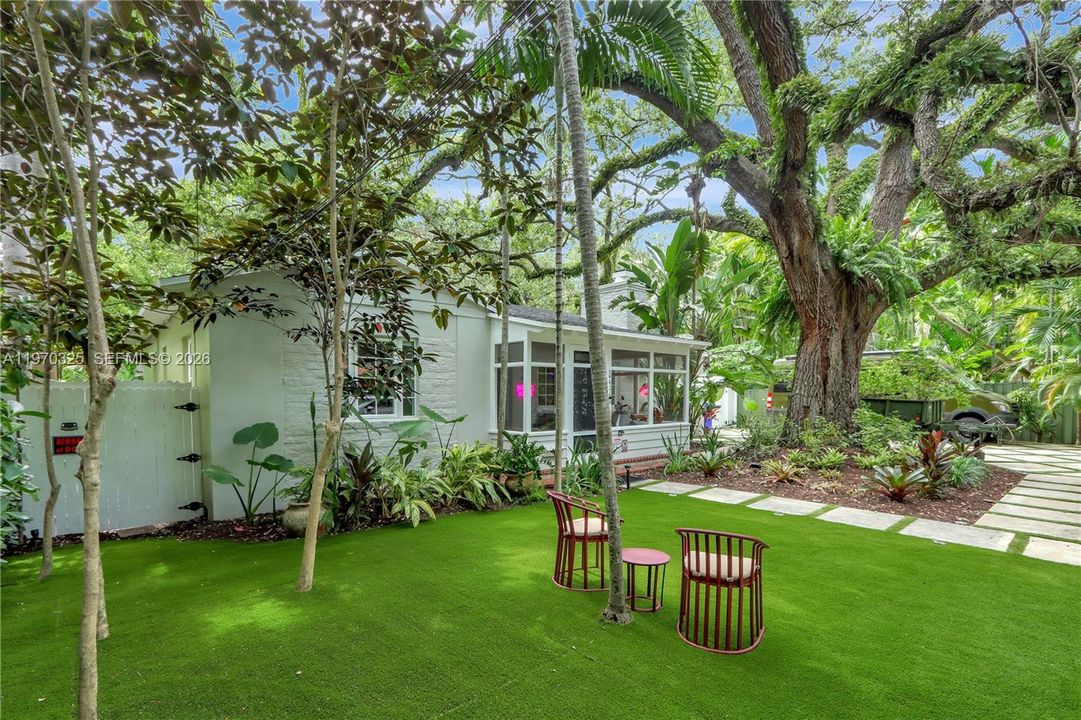 For Sale: $1,725,000 (4 beds, 3 baths, 1756 Square Feet)