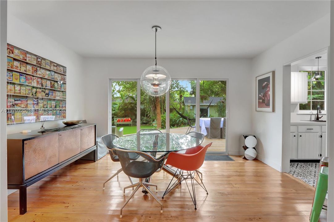 For Sale: $1,725,000 (4 beds, 3 baths, 1756 Square Feet)
