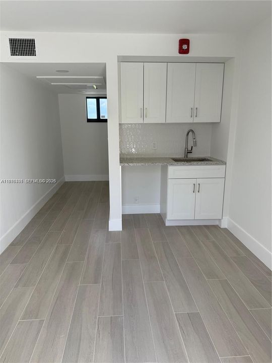 For Sale: $69,000 (0 beds, 1 baths, 180 Square Feet)