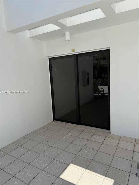 For Sale: $69,000 (0 beds, 1 baths, 180 Square Feet)