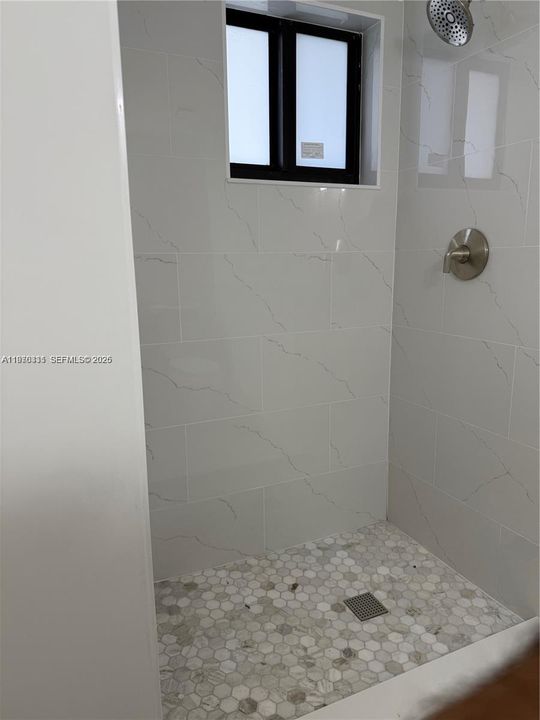 For Sale: $69,000 (0 beds, 1 baths, 180 Square Feet)