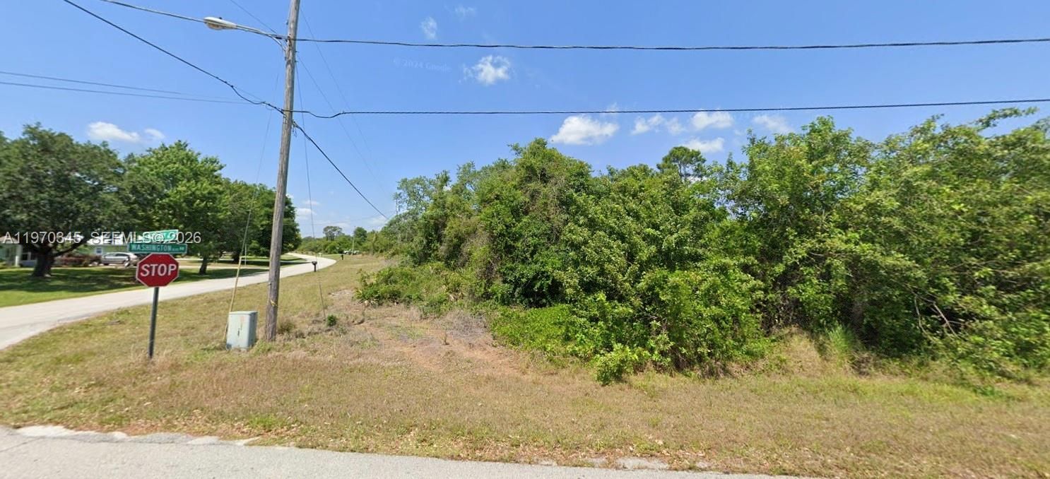 На продажу: $35,000 (0.30 acres)