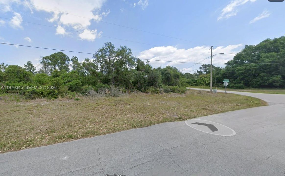 На продажу: $35,000 (0.30 acres)