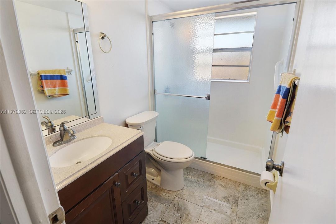 En Venta: $63,500 (1 camas, 1 baños, 670 Pies cuadrados)