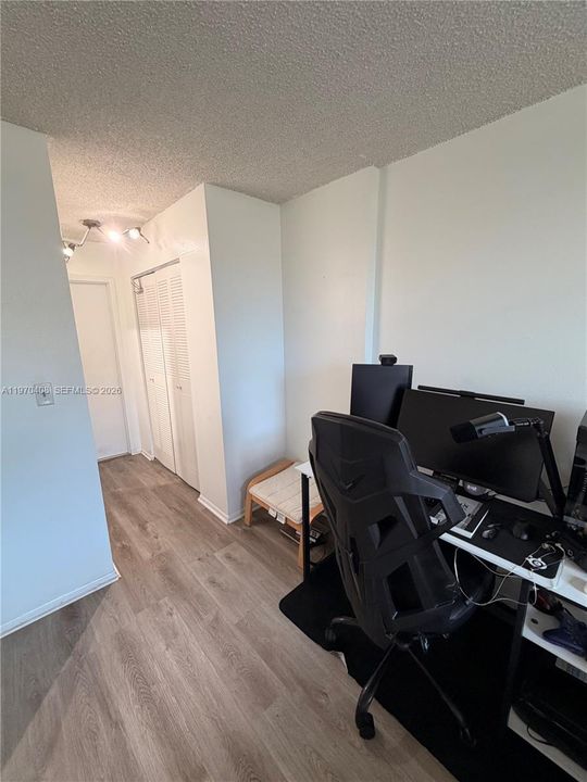 En Venta: $220,000 (2 camas, 2 baños, 1020 Pies cuadrados)