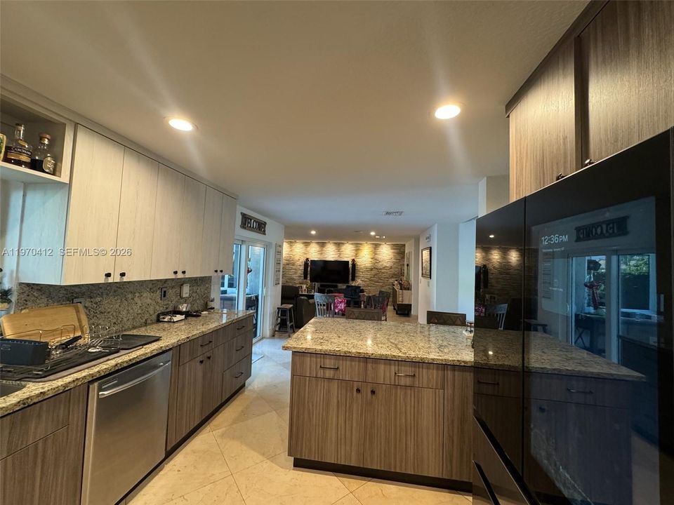 Недавно арендовано: $6,500 (4 спален, 3 ванн, 2923 Квадратных фут)