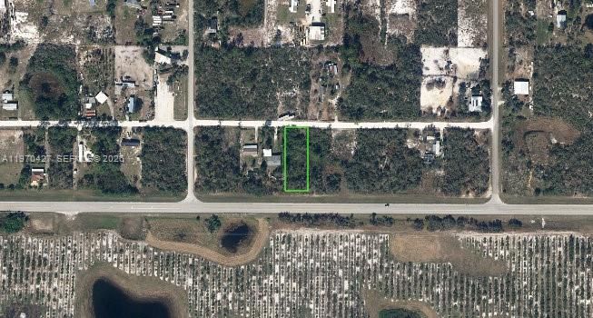 На продажу: $22,500 (0.63 acres)