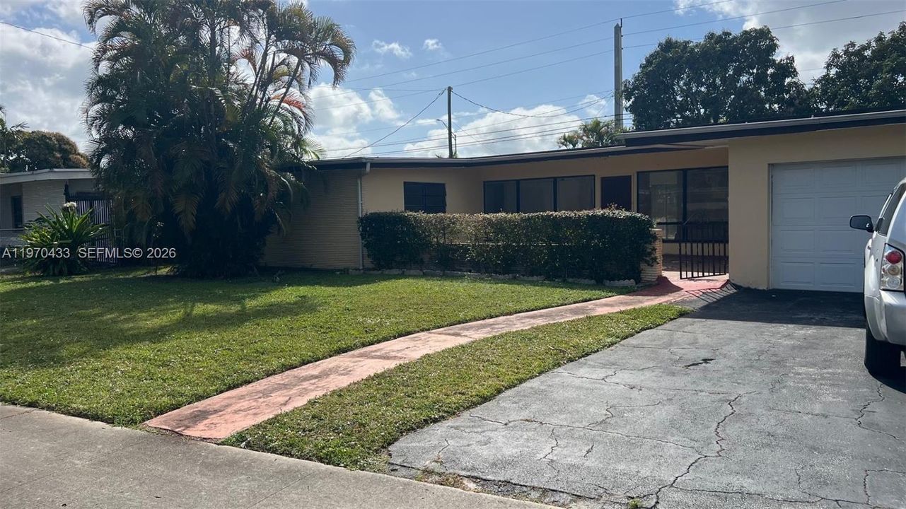 For Sale: $1,450,000 (4 beds, 3 baths, 2289 Square Feet)