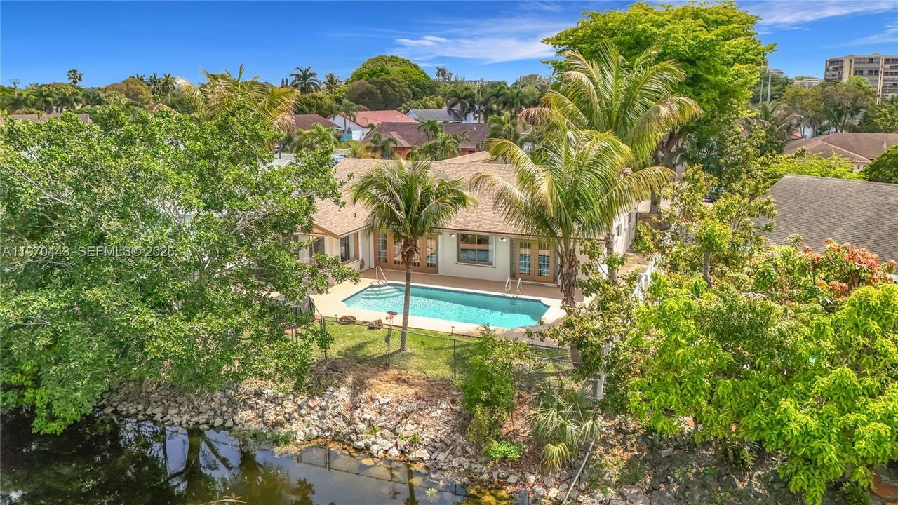 Activo con contrato: $625,000 (3 camas, 2 baños, 2015 Pies cuadrados)