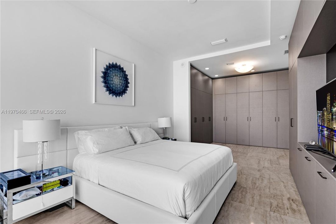 На продажу: $3,549,000 (3 спален, 3 ванн, 2165 Квадратных фут)