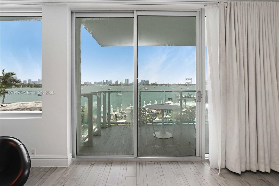 For Sale: $400,000 (0 beds, 1 baths, 493 Square Feet)