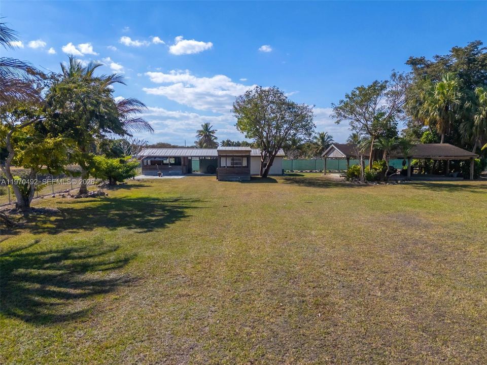 Large open space IN BACK......