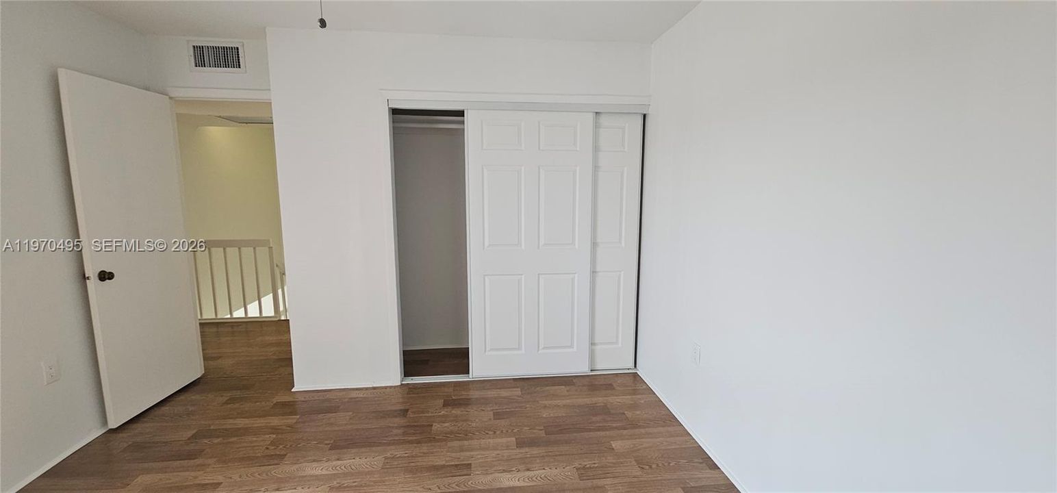 Active With Contract: $2,700 (2 beds, 2 baths, 1184 Square Feet)