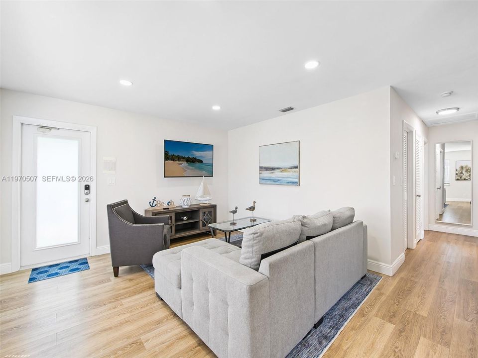 待售: $2,200,000 (0 贝兹, 0 浴室, 4032 平方英尺)