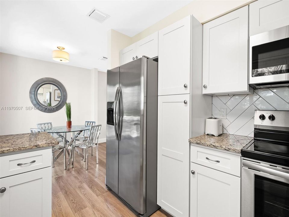 待售: $2,200,000 (0 贝兹, 0 浴室, 4032 平方英尺)