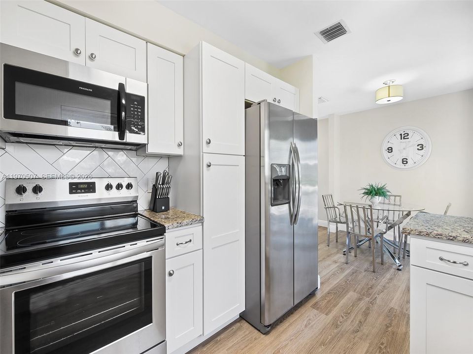 待售: $2,200,000 (0 贝兹, 0 浴室, 4032 平方英尺)