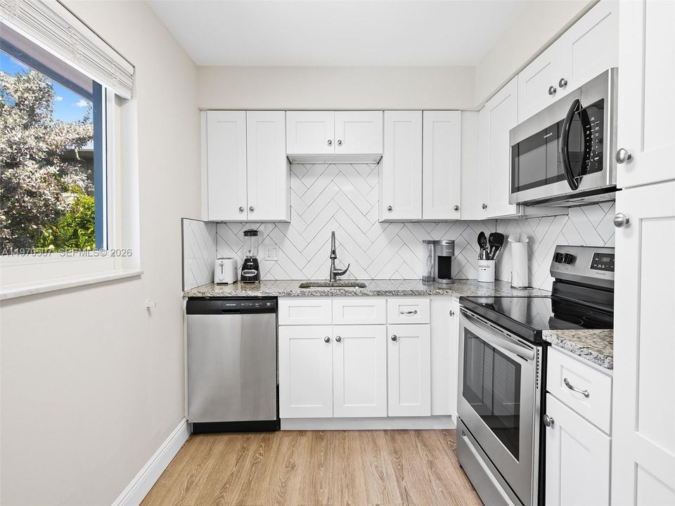 待售: $2,200,000 (0 贝兹, 0 浴室, 4032 平方英尺)