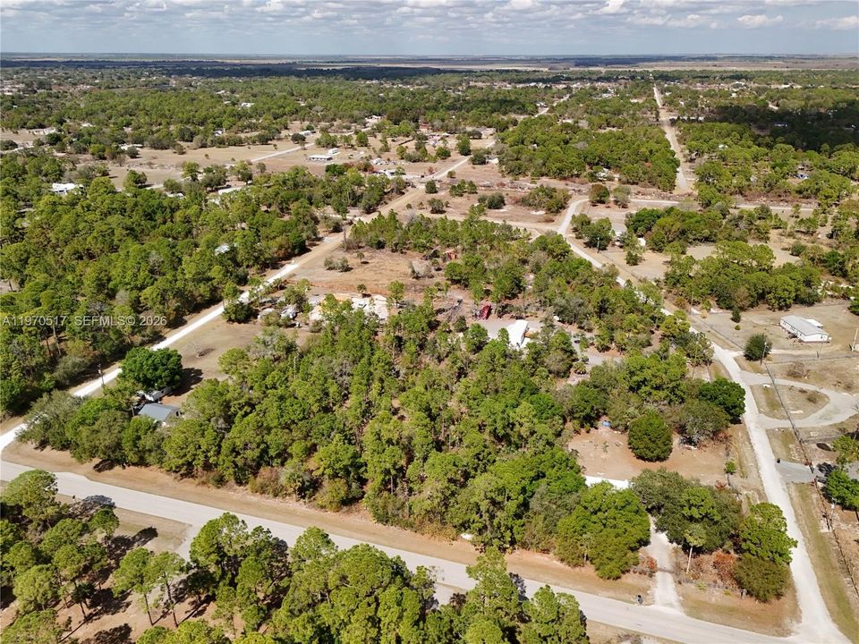 En Venta: $50,000 (1.03 acres)
