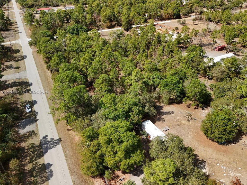 En Venta: $50,000 (1.03 acres)