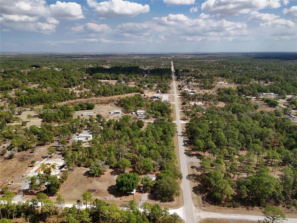 En Venta: $50,000 (1.03 acres)