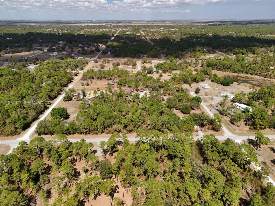 En Venta: $50,000 (1.03 acres)