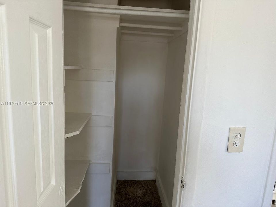 Recently Rented: $800 (0 beds, 1 baths, 3480 Square Feet)