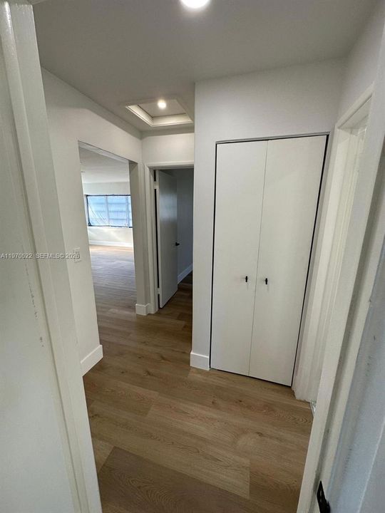 Под контрактом: $3,500 (3 спален, 2 ванн, 1190 Квадратных фут)