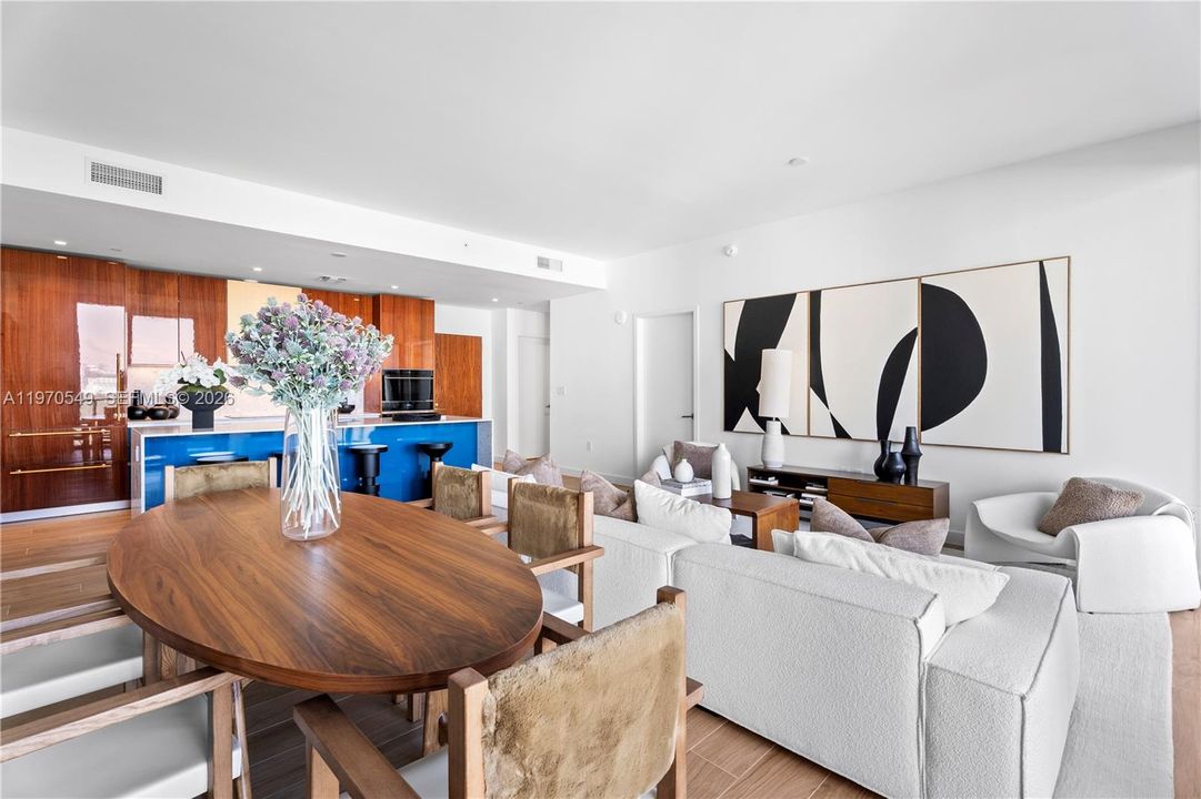 For Sale: $3,395,000 (3 beds, 3 baths, 1646 Square Feet)