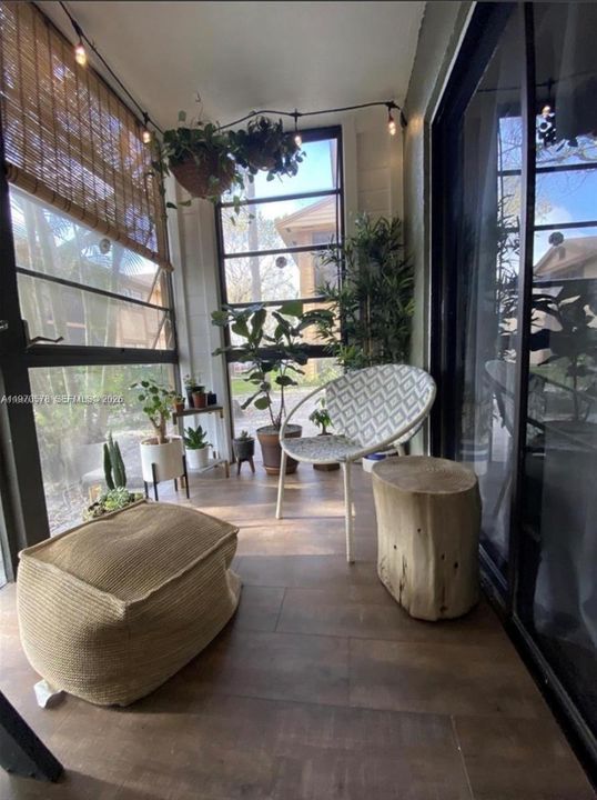 Activo con contrato: $259,999 (2 camas, 1 baños, 870 Pies cuadrados)