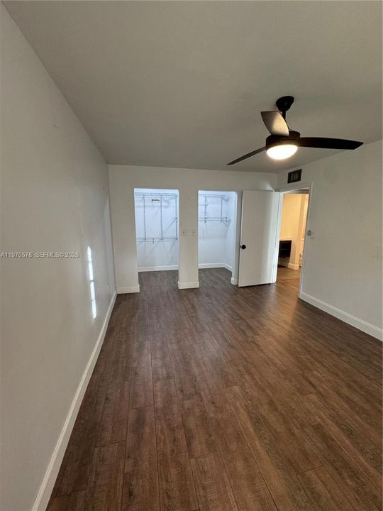 Activo con contrato: $259,999 (2 camas, 1 baños, 870 Pies cuadrados)