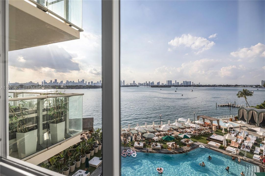 Activo con contrato: $399,000 (1 camas, 1 baños, 696 Pies cuadrados)