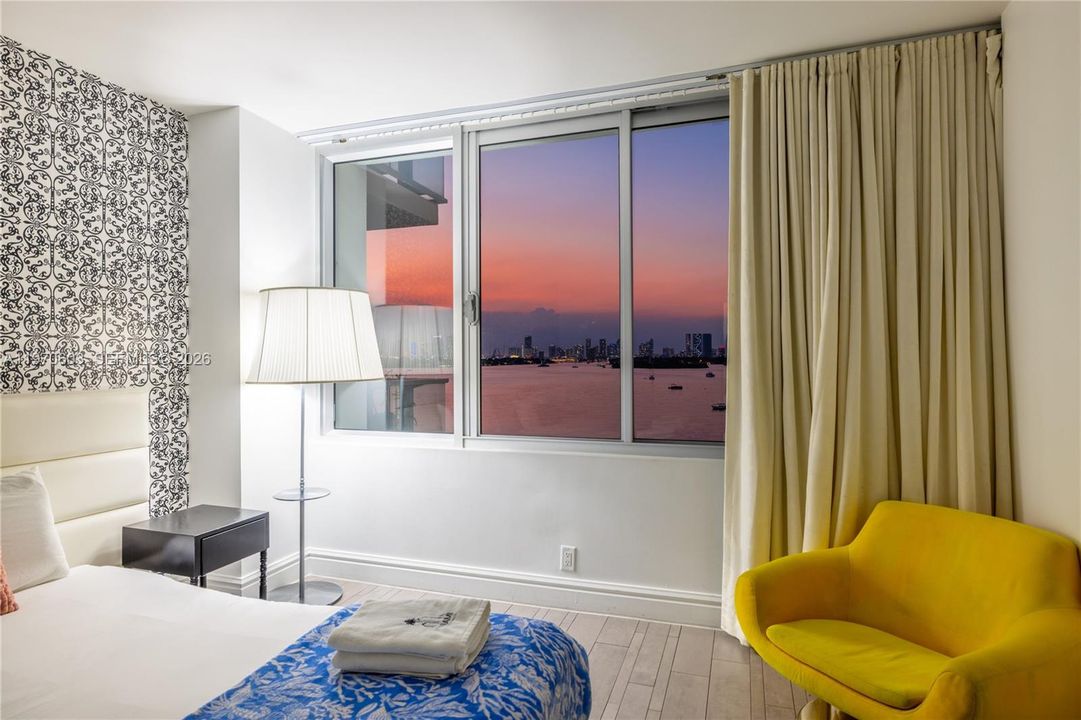 Activo con contrato: $399,000 (1 camas, 1 baños, 696 Pies cuadrados)