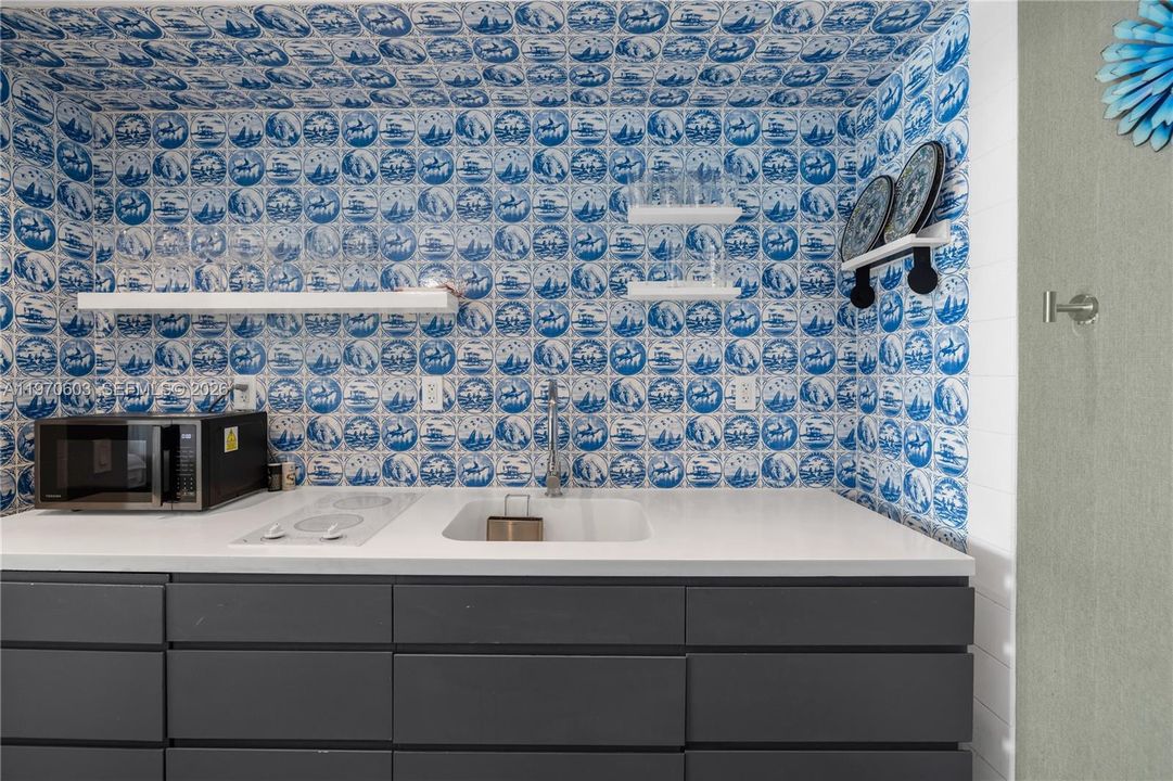 Activo con contrato: $399,000 (1 camas, 1 baños, 696 Pies cuadrados)