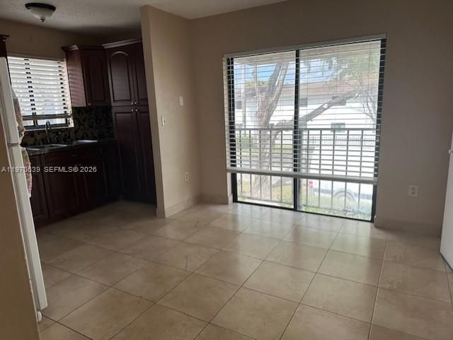 For Sale: $249,900 (2 beds, 1 baths, 1056 Square Feet)
